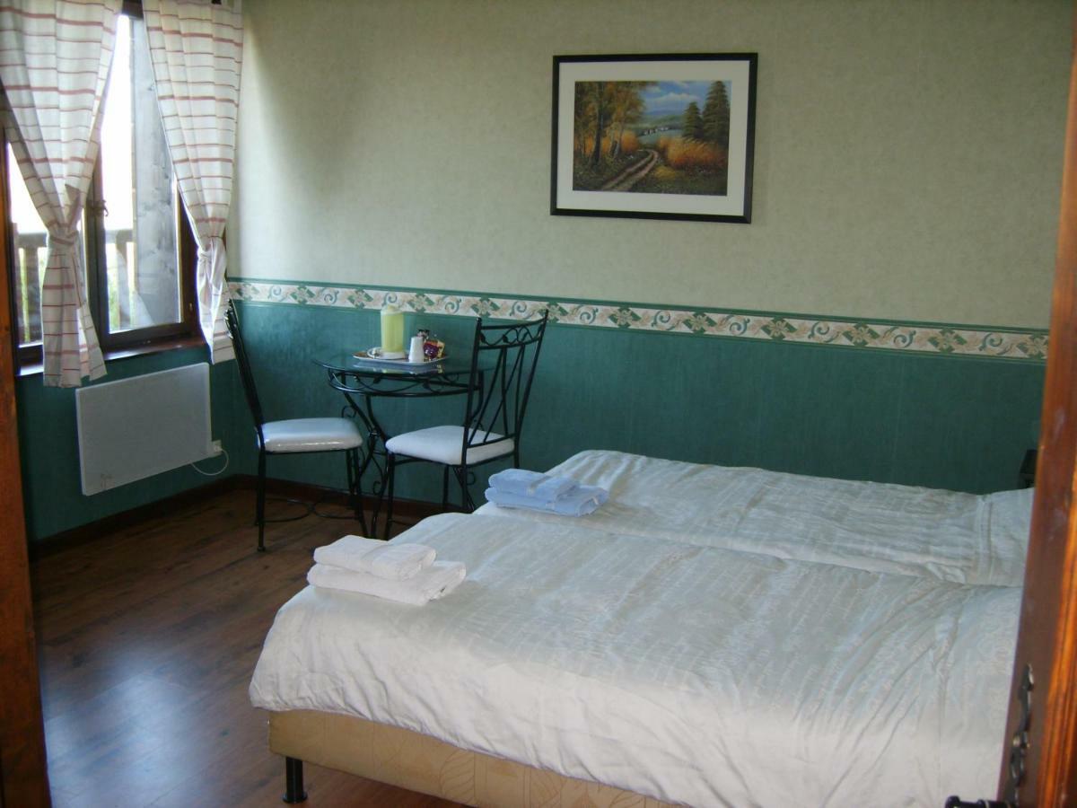 El Rancho Criollo Rooms And Gites Maubert-Fontaine ภายนอก รูปภาพ